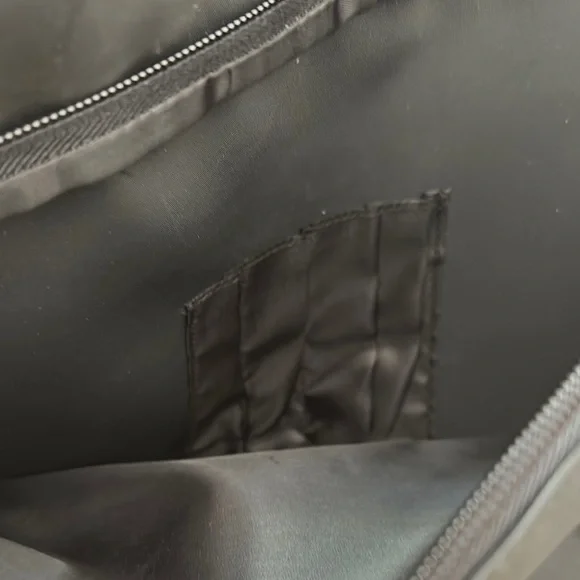 Hugo Boss Olive Green & Black Messenger Bag Laptop Crossbody Satchel - Picture 4 of 7